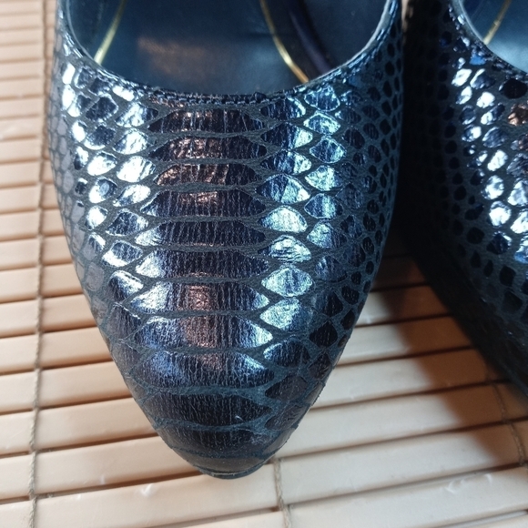 ENZO ANGIOLINI STILLETOS black LEATHER SHOES Women Size 8M lizzard print. TUpem - Picture 5 of 11